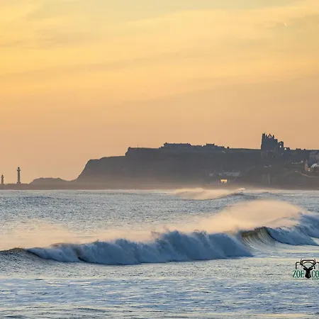 The Look Out Characterful * Уитби