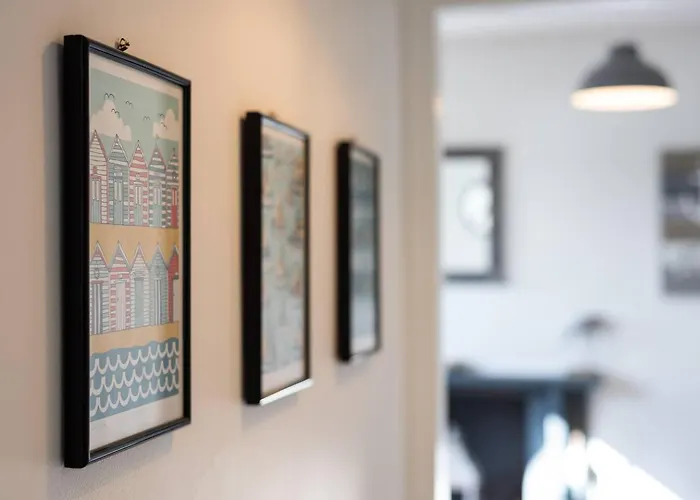 The Look Out Characterful * Уитби